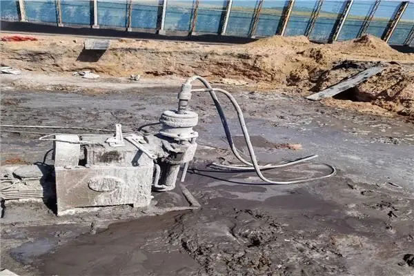 阿拉尔水泡基础注浆加固